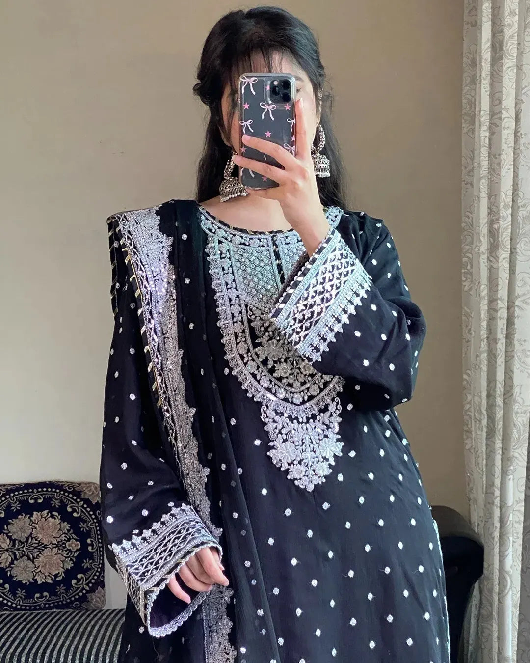 Ronaq-e-Mehfil Black Farshi Gharara